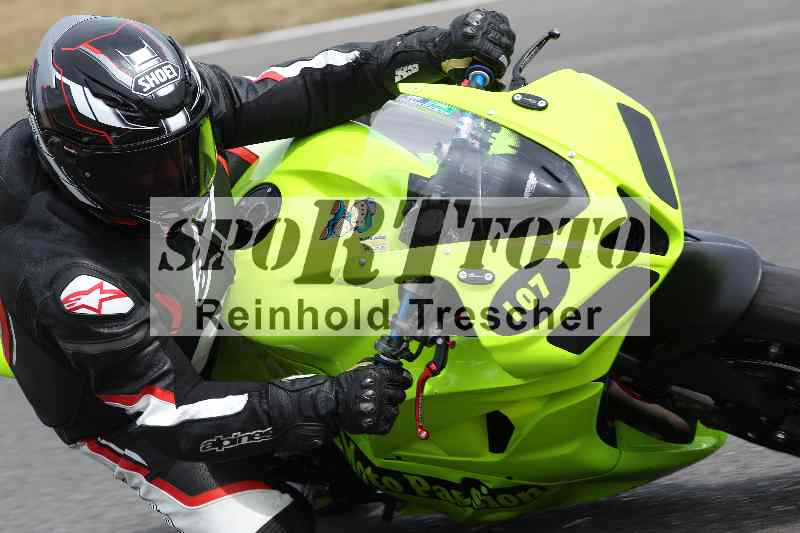 Archiv-2022/55 14.08.2022 Plüss Moto Sport ADR/Freies Fahren/107